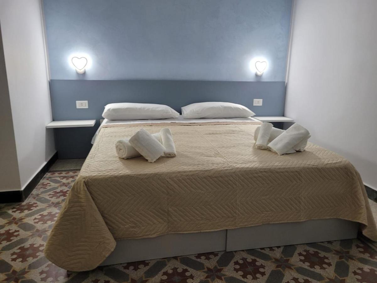 B&B Leon Messina Esterno foto